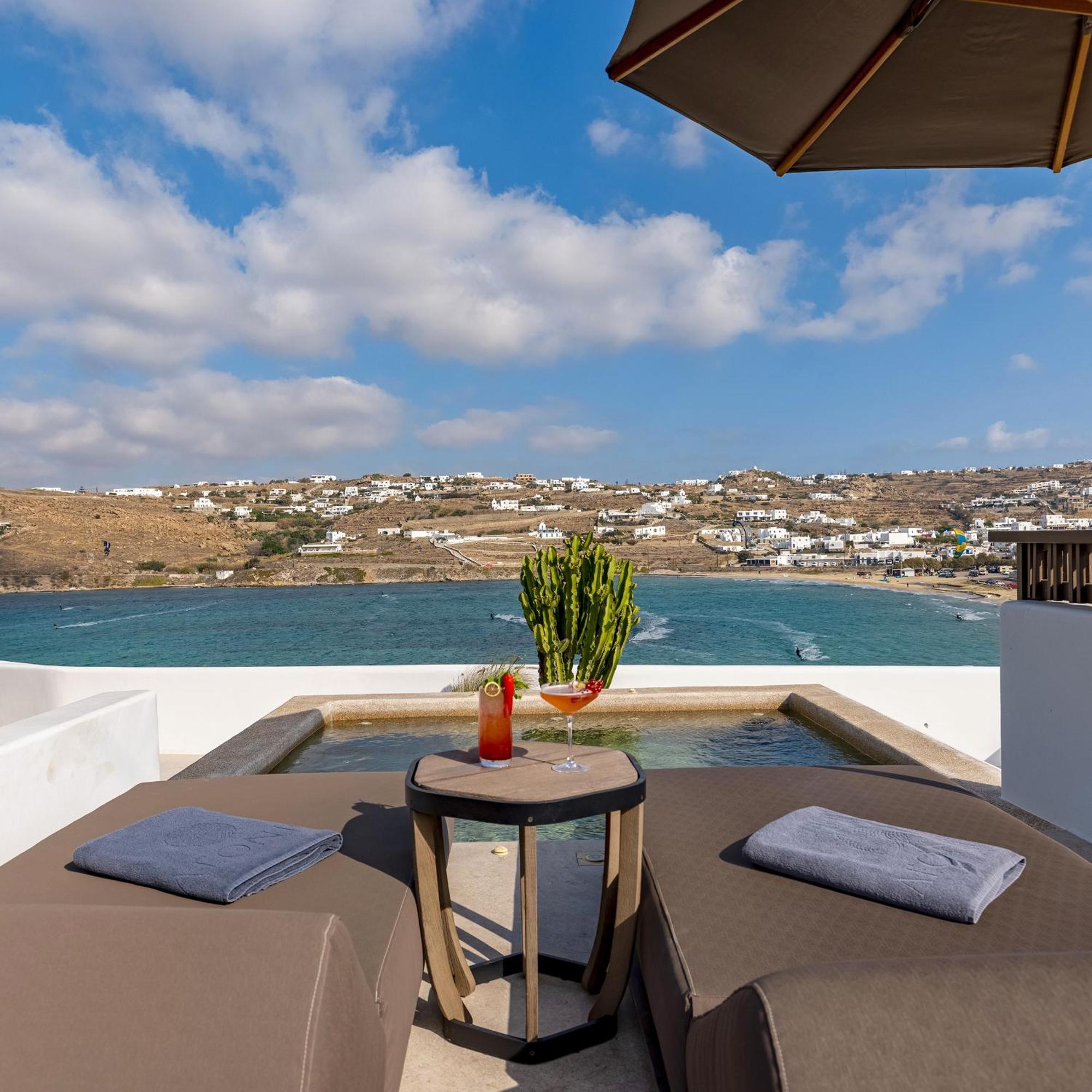 Aeonic Suites And Spa Mykonos Town Exterior foto